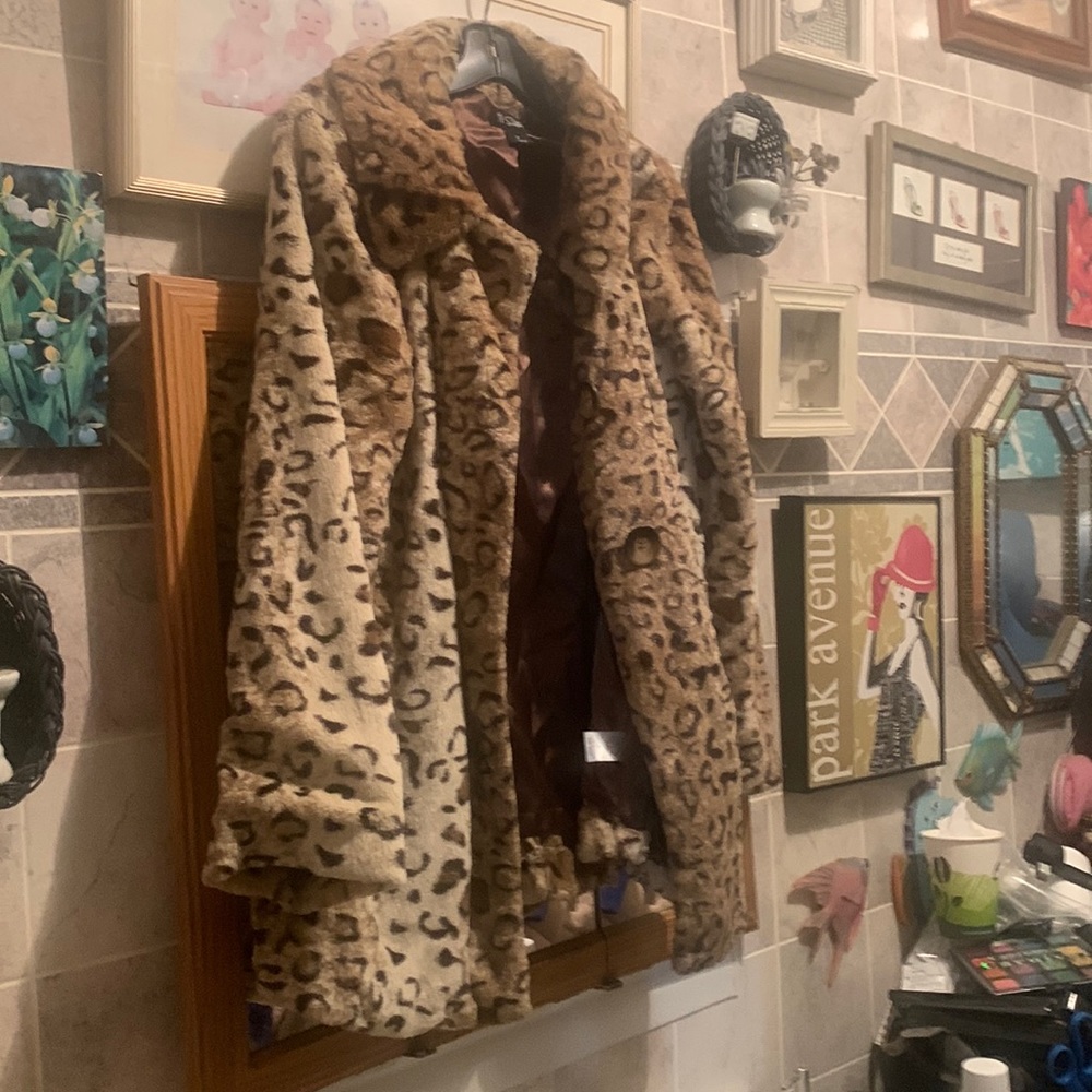 Sisters cheetah jacket